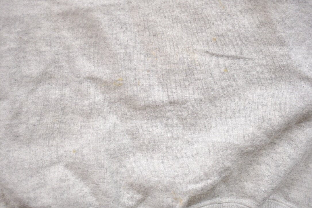 Proper Vintage Clothing > Gender Neutral Adult Clothing > Hoodies & Sweatshirts > Sweatshirts Vintage 1990s Lee Blank Crewneck Sweatshirt / 90s Crewneck / Made In USA / Essential / Streetwear / 90s Blank / Grey Crewneck / Vintage Lee