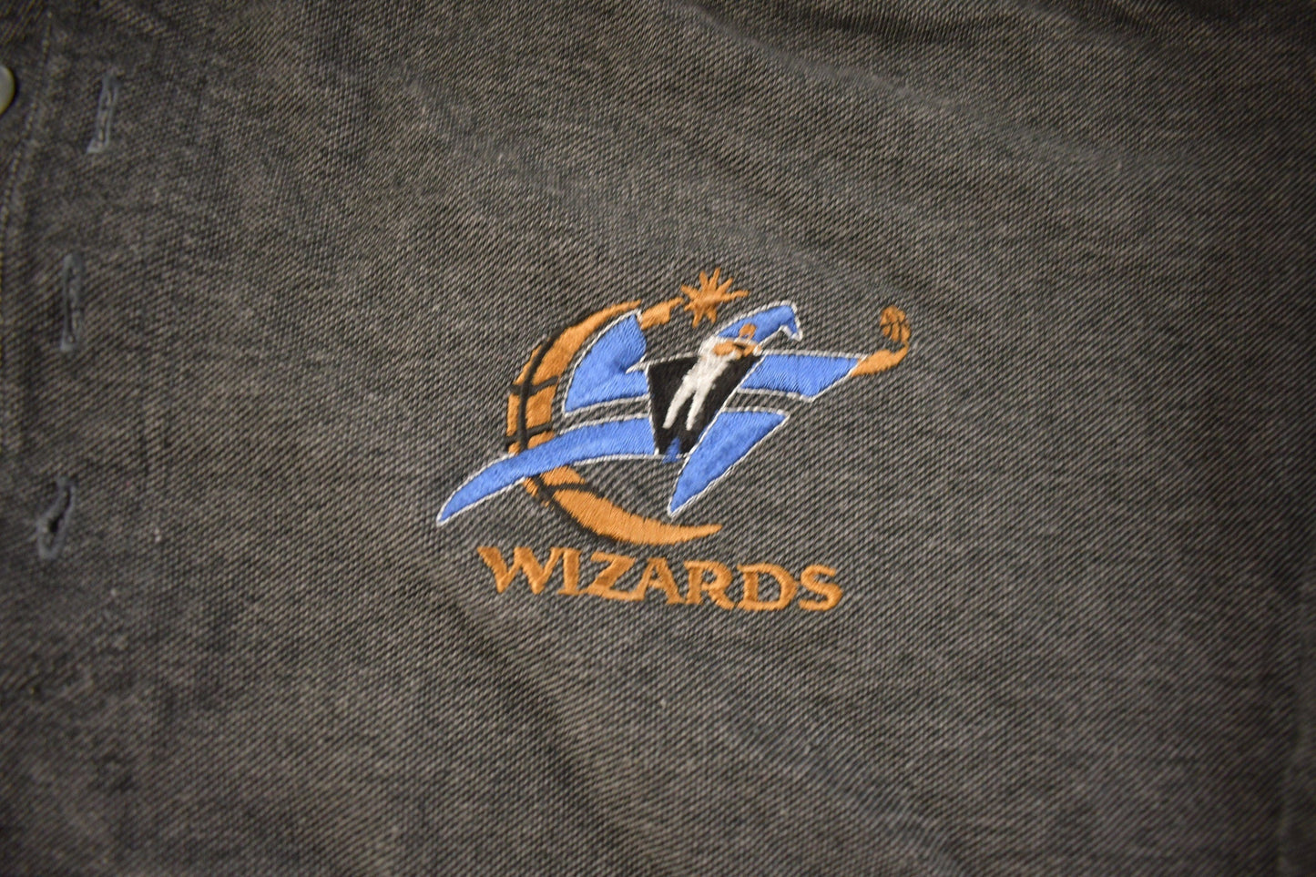 Proper Vintage Clothing > Gender Neutral Adult Clothing > Hoodies & Sweatshirts > Sweatshirts Vintage 1990s Washington Wizards NBA Long Sleeve Shirt / Embroidered / Basketball / Sportswear / Americana / Vintage Sports