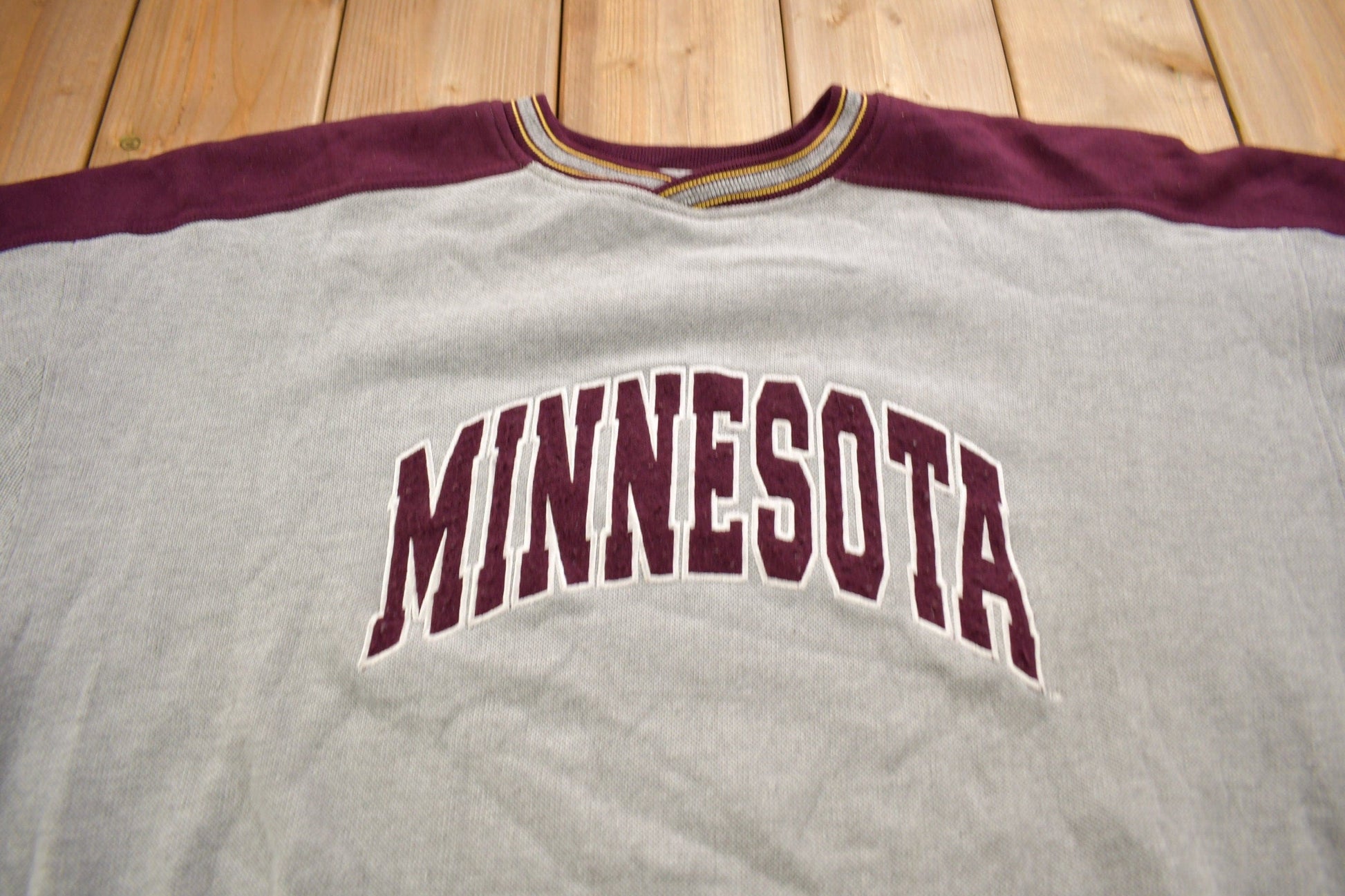 Proper Vintage Clothing > Gender Neutral Adult Clothing > Hoodies & Sweatshirts > Sweatshirts Vintage 90's University of Minnesota Collegiate Starter Sweater / Embroidered / NCAA / Sportswear / Vintage Starter Brand