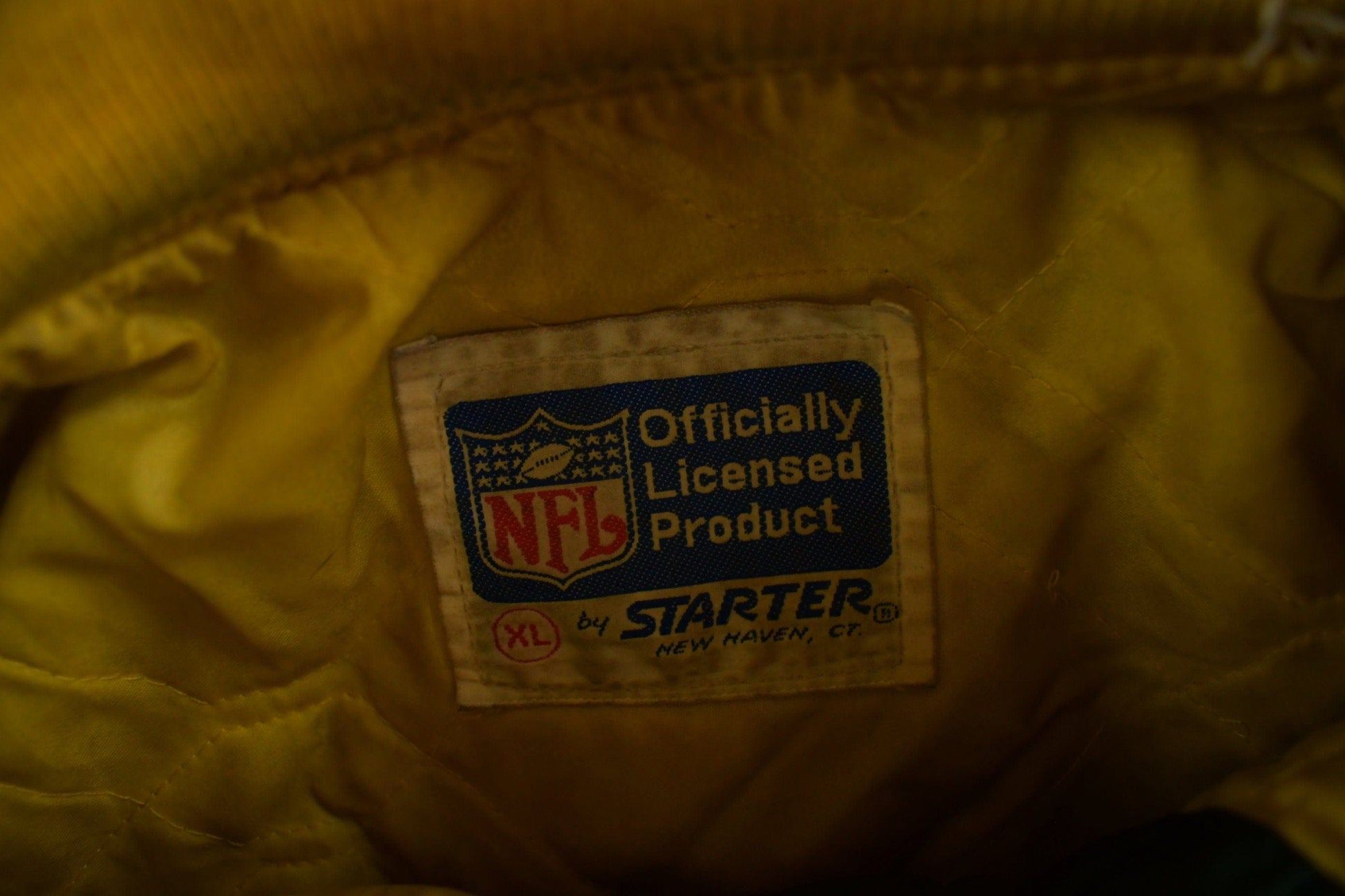 Proper Vintage Clothing > Gender Neutral Adult Clothing > Jackets & Coats Vintage 1980s Green Bay Packers NFL Satin Starter Jacket / Snap Button / Streetwear / Embroidered / Made In USA / Distressed