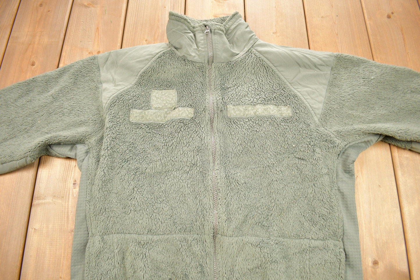 Proper Vintage Clothing > Gender Neutral Adult Clothing > Jackets & Coats Vintage 1990s Air Force Cold Weather Polar Tec Fleece Sweater / Army / Streetwear Fashion / Army Jacket / Deep Pile Fleece / Size L
