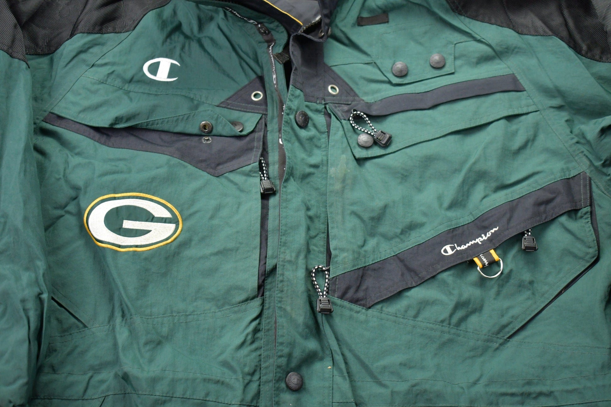 Proper Vintage Clothing > Gender Neutral Adult Clothing > Jackets & Coats Vintage 1990s Champion Green Bay Packers NFL Windbreaker Jacket / Team Logo / Athletic Spring Summer Sportswear / Streetwear / Athleisure