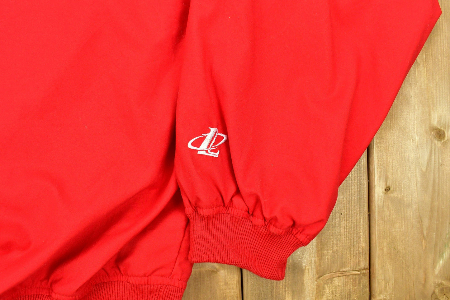 Proper Vintage Clothing > Gender Neutral Adult Clothing > Jackets & Coats Vintage 1990s Chicago Bulls NBA Windbreaker Jacket / Team Logo / Athletic Sportswear / Logo Athletic / Streetwear / Pullover / Athleisure