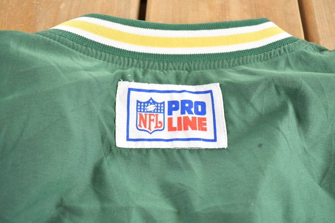Proper Vintage Clothing > Gender Neutral Adult Clothing > Jackets & Coats Vintage 1990s NFL Greenbay Packers Starter Pro Line Windbreaker Jacket / Vintage Starter / Color Block / Sportswear / Patchwork