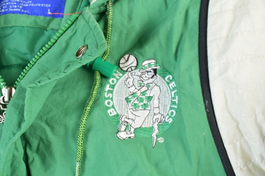 Proper Vintage Clothing > Gender Neutral Adult Clothing > Jackets & Coats Vintage 1990s Starter Boston Celtics Full Zip NBA Basketball Jacket