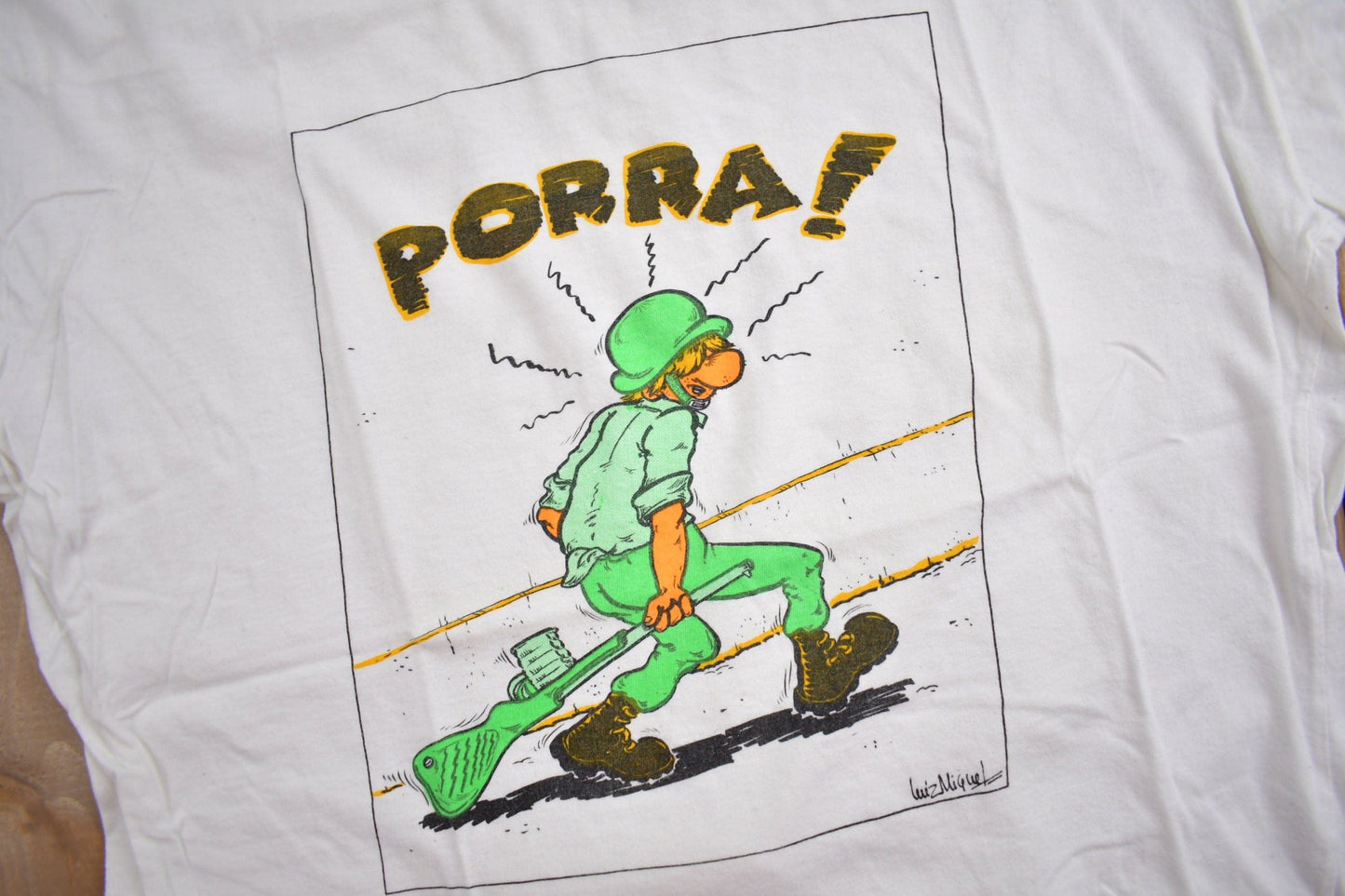 Proper Vintage Clothing > Gender Neutral Adult Clothing > Tops & Tees > T Shirts Vintage 1980s Porra Soldier Graphic T Shirt / Vintage Military T Shirt / MIAU / Luiz Miguel