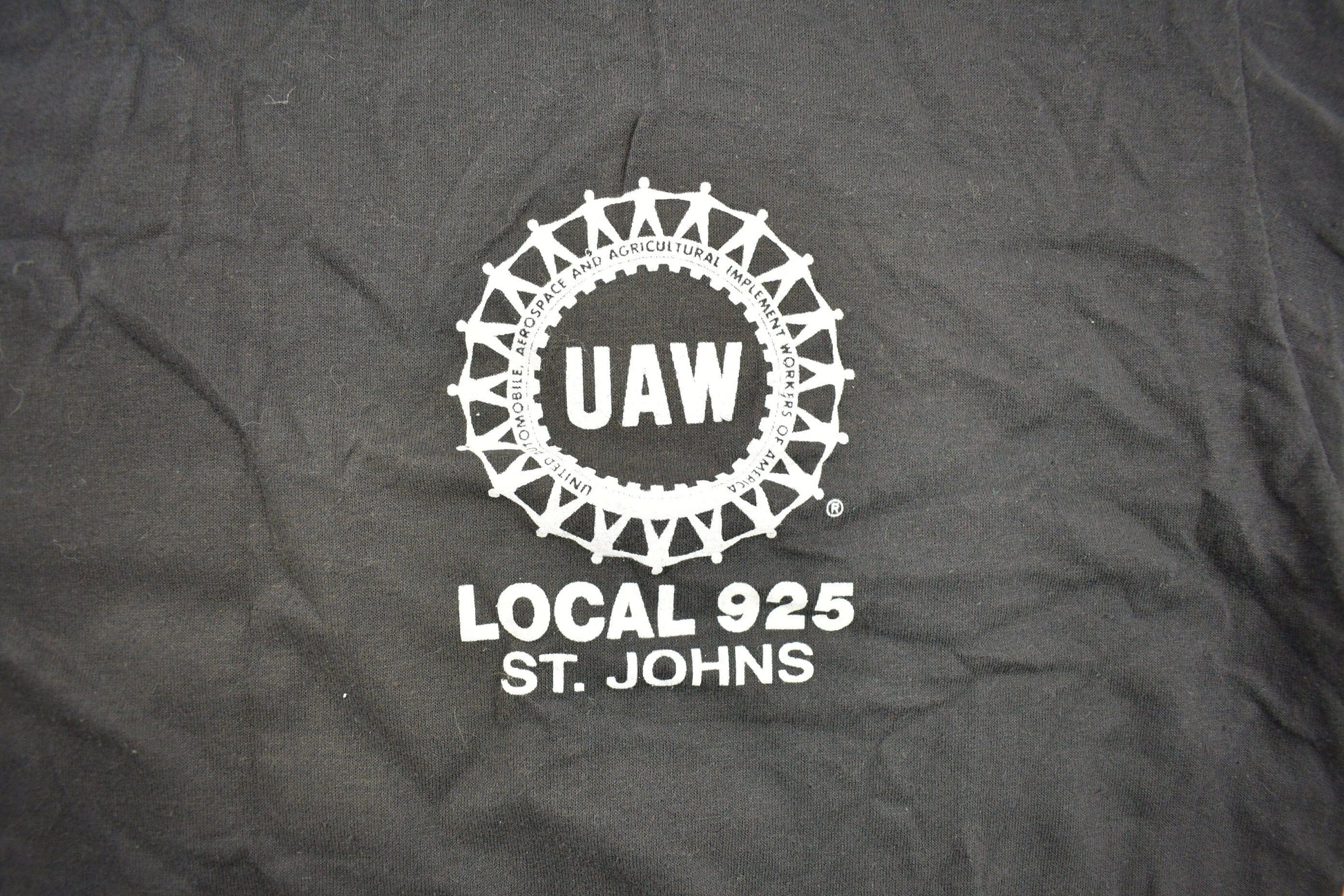 Proper Vintage Clothing > Gender Neutral Adult Clothing > Tops & Tees > T Shirts Vintage 1980s UAW Local 925 St Johns Graphic T Shirt / Vintage T Shirt / Streetwear / Graphic Tee / Single Stitch / St Johns Michigan