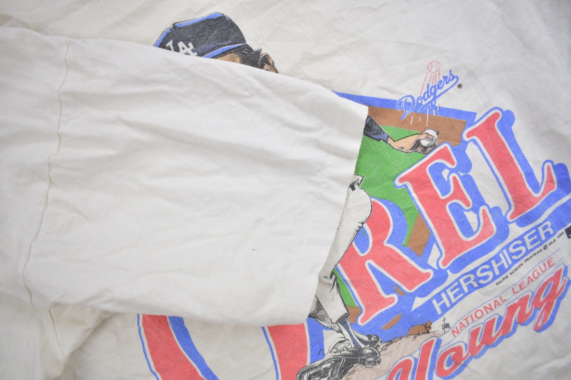 Proper Vintage Clothing > Gender Neutral Adult Clothing > Tops & Tees > T Shirts Vintage 1988 Orell Hershisher LA Dodgers MLB Graphic T-Shirt / Made In USA / Single Stitch / Baseball / Salem Sportswear