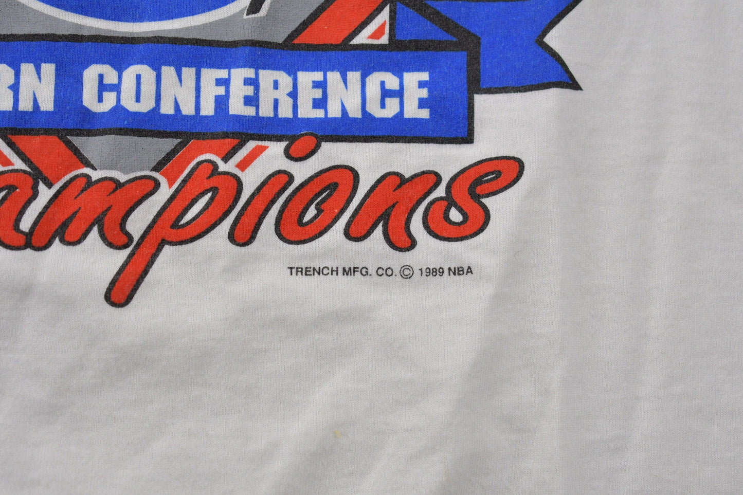 Proper Vintage Clothing > Gender Neutral Adult Clothing > Tops & Tees > T Shirts Vintage 1989 Detroit Pistons NBA Eastern Conference Champions Graphic T-Shirt / Made In USA / Single Stitch / NBA Basketball / Bad Boys