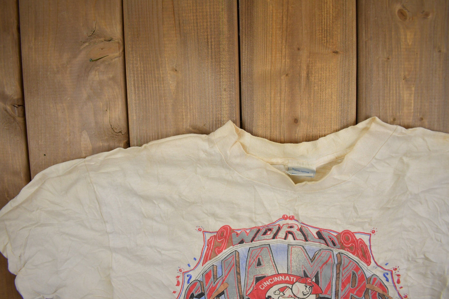 Proper Vintage Clothing > Gender Neutral Adult Clothing > Tops & Tees > T Shirts Vintage 1990 Cincinnati Reds Big Head World Series MLB Graphic T-Shirt / Single Stitch / MLB Baseball / 90s Streetwear/ Sportswear