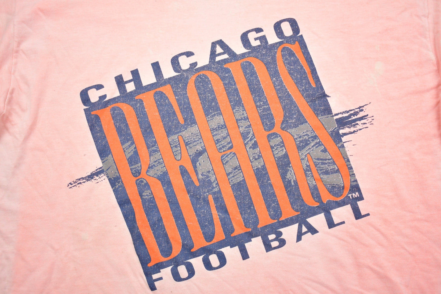 Proper Vintage Clothing > Gender Neutral Adult Clothing > Tops & Tees > T Shirts Vintage 1990s Chicago Bears NFL Graphic T-Shirt / Made In USA / Single Stitch / NFL / 90s Streetwear / Sportswear / Nutmeg Shirt / 90s Bears