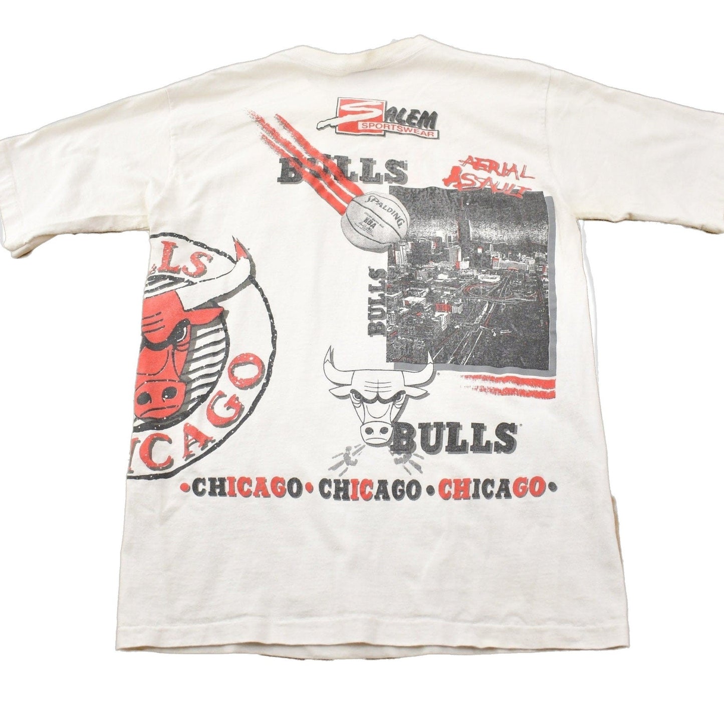 Proper Vintage Clothing > Gender Neutral Adult Clothing > Tops & Tees > T Shirts Vintage 1990s Chicago Bulls NBA Aerial Assault Graphic T-Shirt / Made In USA / Single Stitch / 90s Streetwear / Salem Sportswear