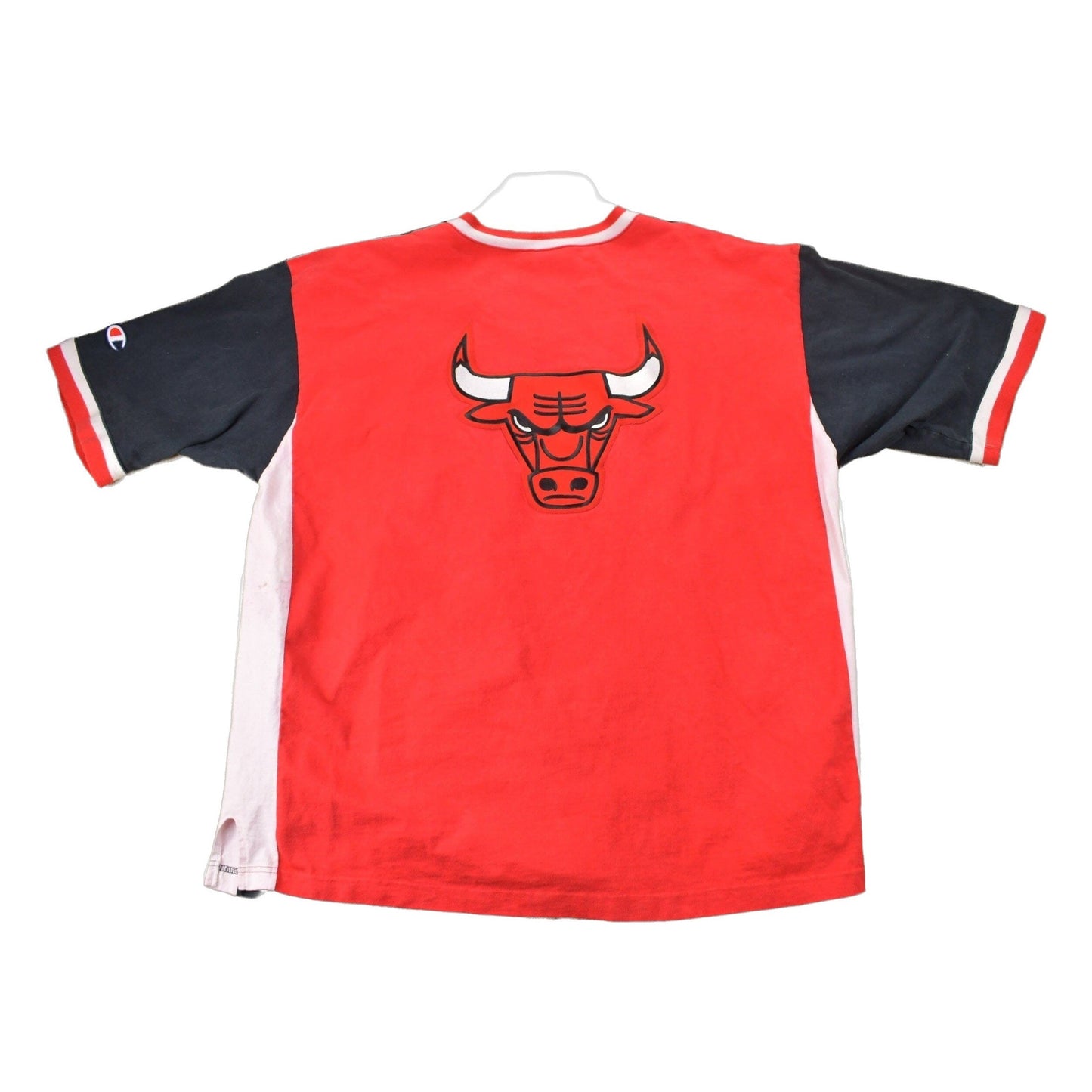 Proper Vintage Clothing > Gender Neutral Adult Clothing > Tops & Tees > T Shirts Vintage 1990s Chicago Bulls NBA Champion Shooting Shirt NBA Sportswear / Vintage Champion / Chicago Bulls Jersey