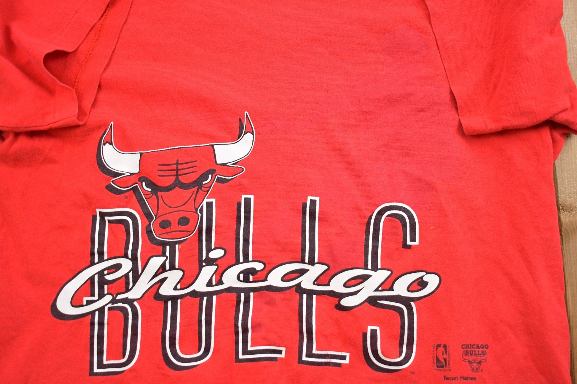 Proper Vintage Clothing > Gender Neutral Adult Clothing > Tops & Tees > T Shirts Vintage 1990s Chicago Bulls NBA Graphic T-Shirt / Single Stitch / NBA / 90s Streetwear / Athleisure / Sportswear / 90s Chicago Bulls