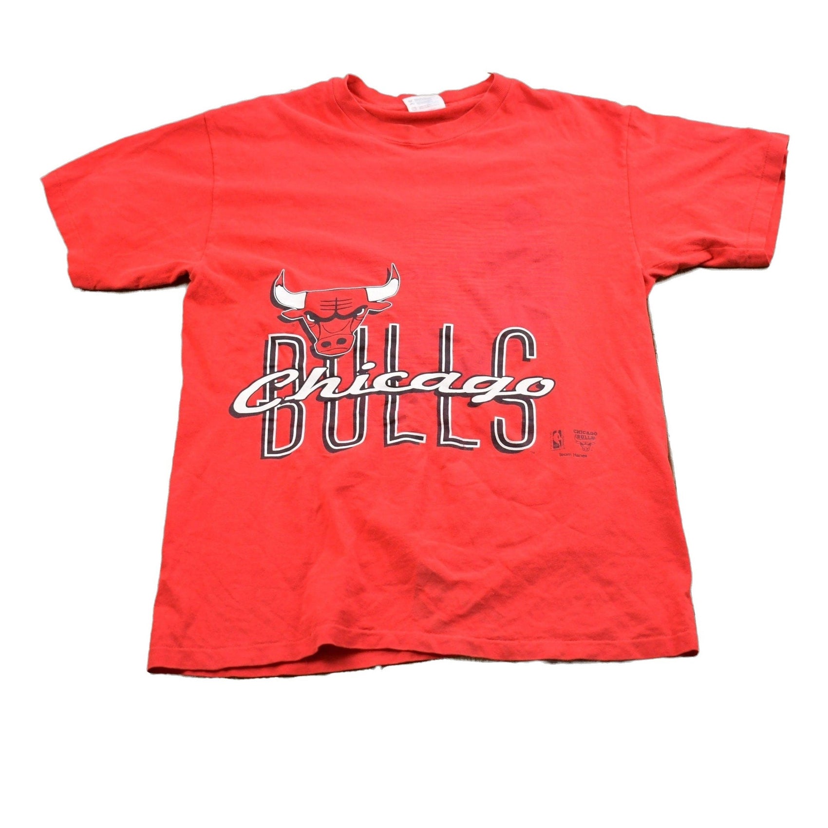 Proper Vintage Clothing > Gender Neutral Adult Clothing > Tops & Tees > T Shirts Vintage 1990s Chicago Bulls NBA Graphic T-Shirt / Single Stitch / NBA / 90s Streetwear / Athleisure / Sportswear / 90s Chicago Bulls