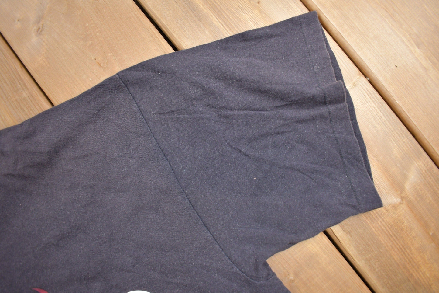 Proper Vintage Clothing > Gender Neutral Adult Clothing > Tops & Tees > T Shirts Vintage 1990s Chicago Bulls NBA Graphic T-Shirt / Sportswear / Vintage Bulls Tee / Single Stitch / Made In USA