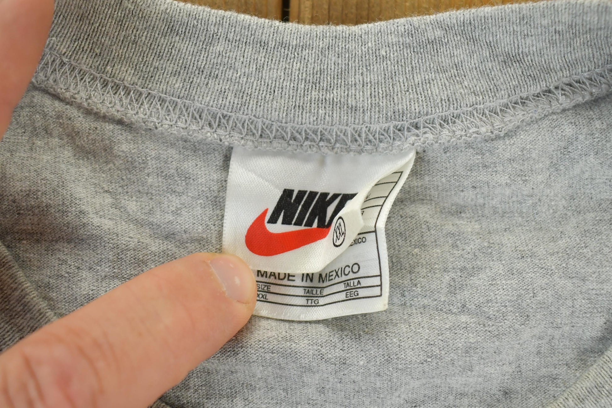 Proper Vintage Clothing > Gender Neutral Adult Clothing > Tops & Tees > T Shirts Vintage 1990s Nike Chicago Bulls NBA Graphic T-Shirt / Swoosh / Nike Swoosh / Nike Vintage / Small Swoosh / Big Swoosh / Nike Check