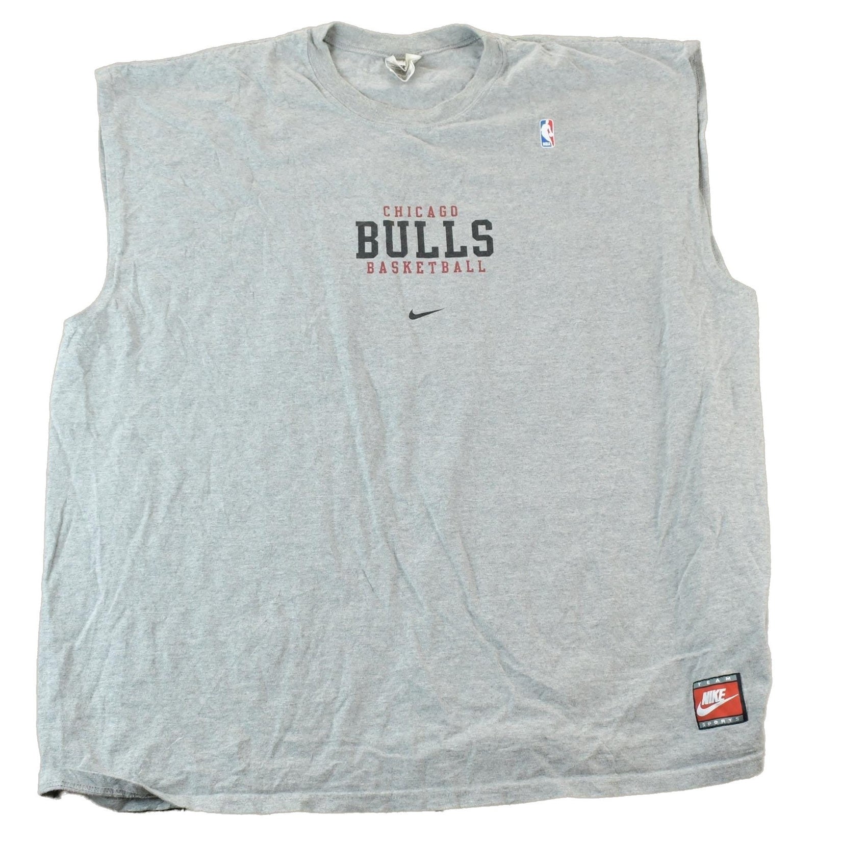 Proper Vintage Clothing > Gender Neutral Adult Clothing > Tops & Tees > T Shirts Vintage 1990s Nike Chicago Bulls NBA Graphic T-Shirt / Swoosh / Nike Swoosh / Nike Vintage / Small Swoosh / Big Swoosh / Nike Check