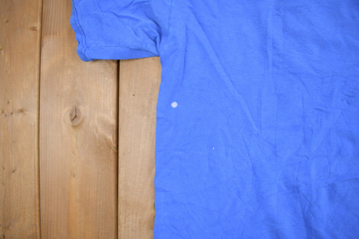 Proper Vintage Clothing > Gender Neutral Adult Clothing > Tops & Tees > T Shirts Vintage 1990s Orlando Magic Graphic T-Shirt / Magic Tee / Streetwear / Retro Style / NBA Graphic Tee