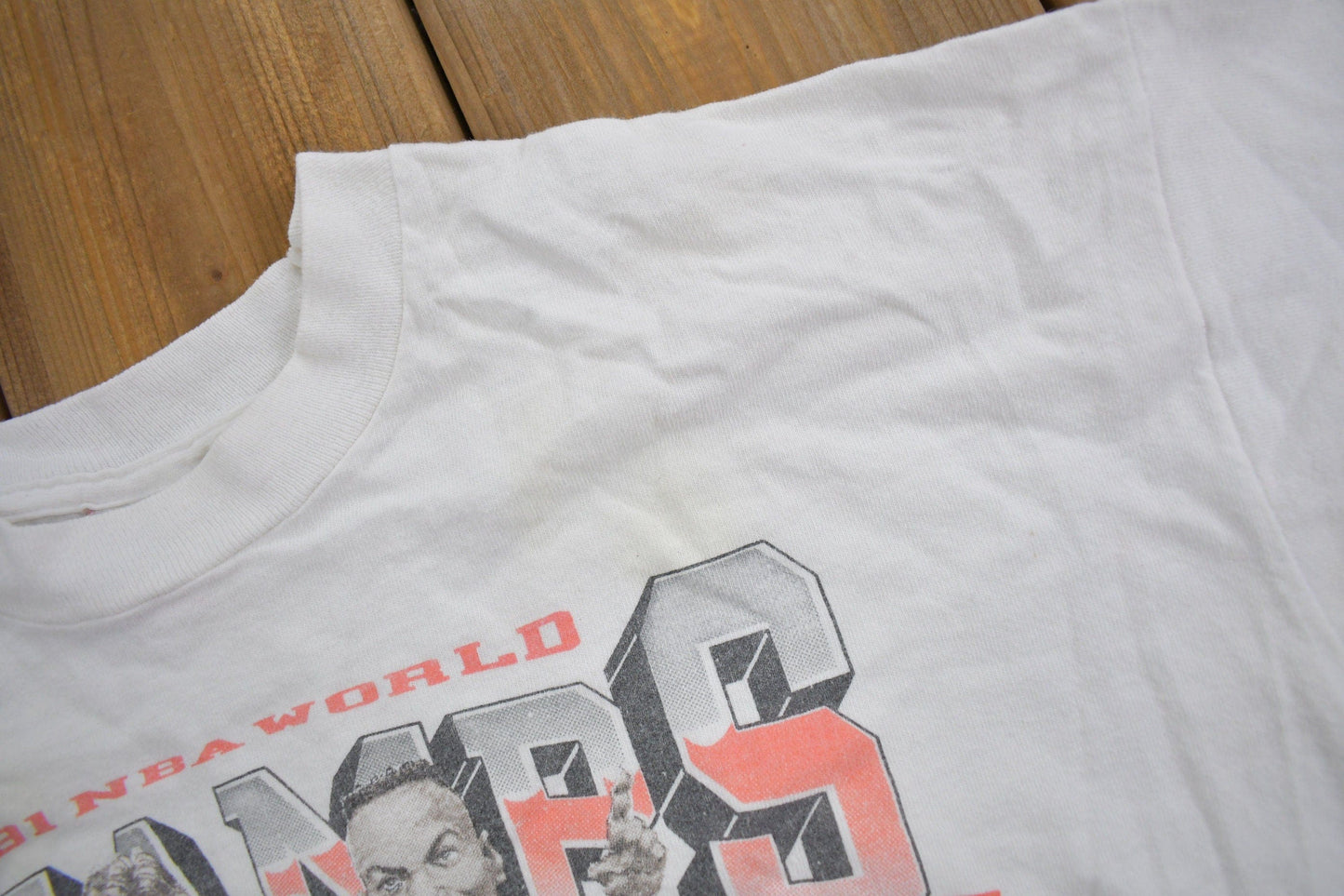 Proper Vintage Clothing > Gender Neutral Adult Clothing > Tops & Tees > T Shirts Vintage 1991 Chicago Bulls NBA World Champions T-Shirt / Made In USA / Single Stitch / 90s Streetwear / Big Head / Salem Sportswear