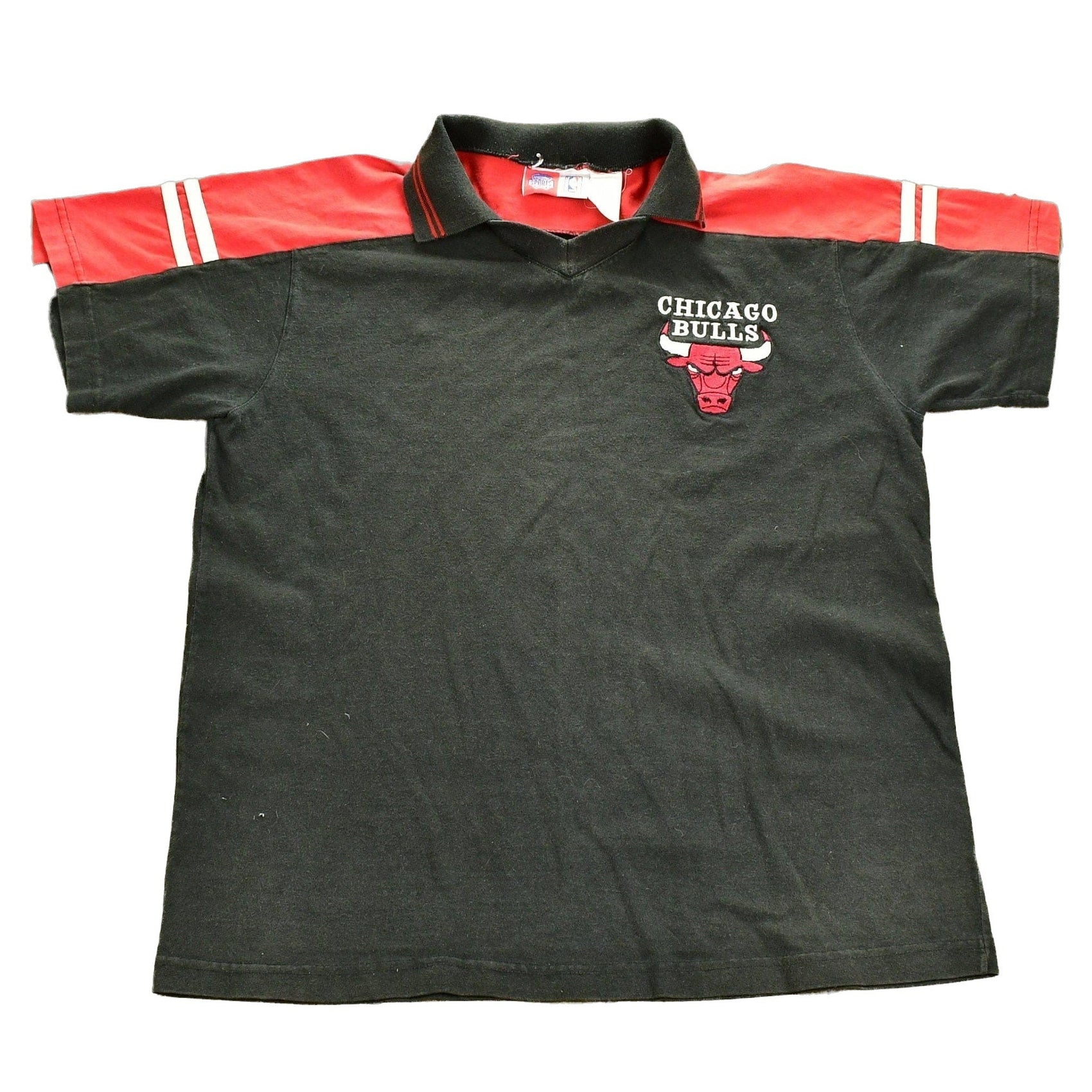 Proper Vintage Clothing > Gender Neutral Kids' Clothing > Tops & Tees > T Shirts Vintage 1990s Chicago Bulls NBA Embroidered Polo Youth T-shirt / Vintage Bulls Shirt / Sportswear / Streetwear / Sports Tee / Color Block