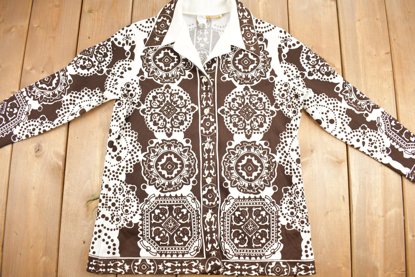 Proper Vintage Clothing > Men's Clothing > Shirts & Tees > Oxfords & Button Downs Vintage 1970s Mosaic Graphic Button Up Shirt / 70s Button Up / Vintage All Over Print / Casual Shirt / True Vintage / Disco Style