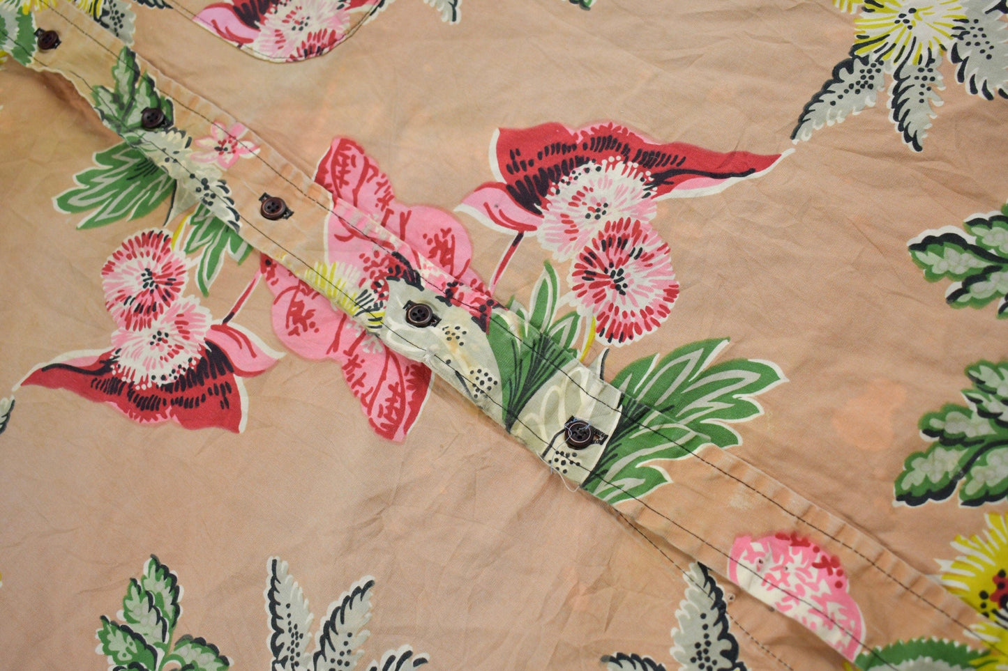 Proper Vintage Clothing > Men's Clothing > Shirts & Tees > Oxfords & Button Downs Vintage 1980s Panhandle Slim Floral Button Up Shirt / Made In USA / Summer Shirt / Casual Shirt / Formal Shirt