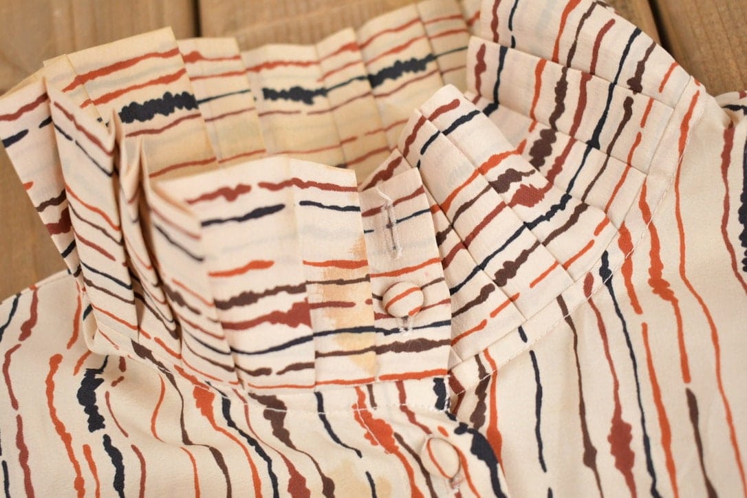 Proper Vintage Clothing > Men's Clothing > Shirts & Tees > Oxfords & Button Downs Vintage 1980s Ruffle Collar Button Up Shirt / 1980s Button Up / Ruffle Button Up / Abstract Pattern Shirt / Made in USA