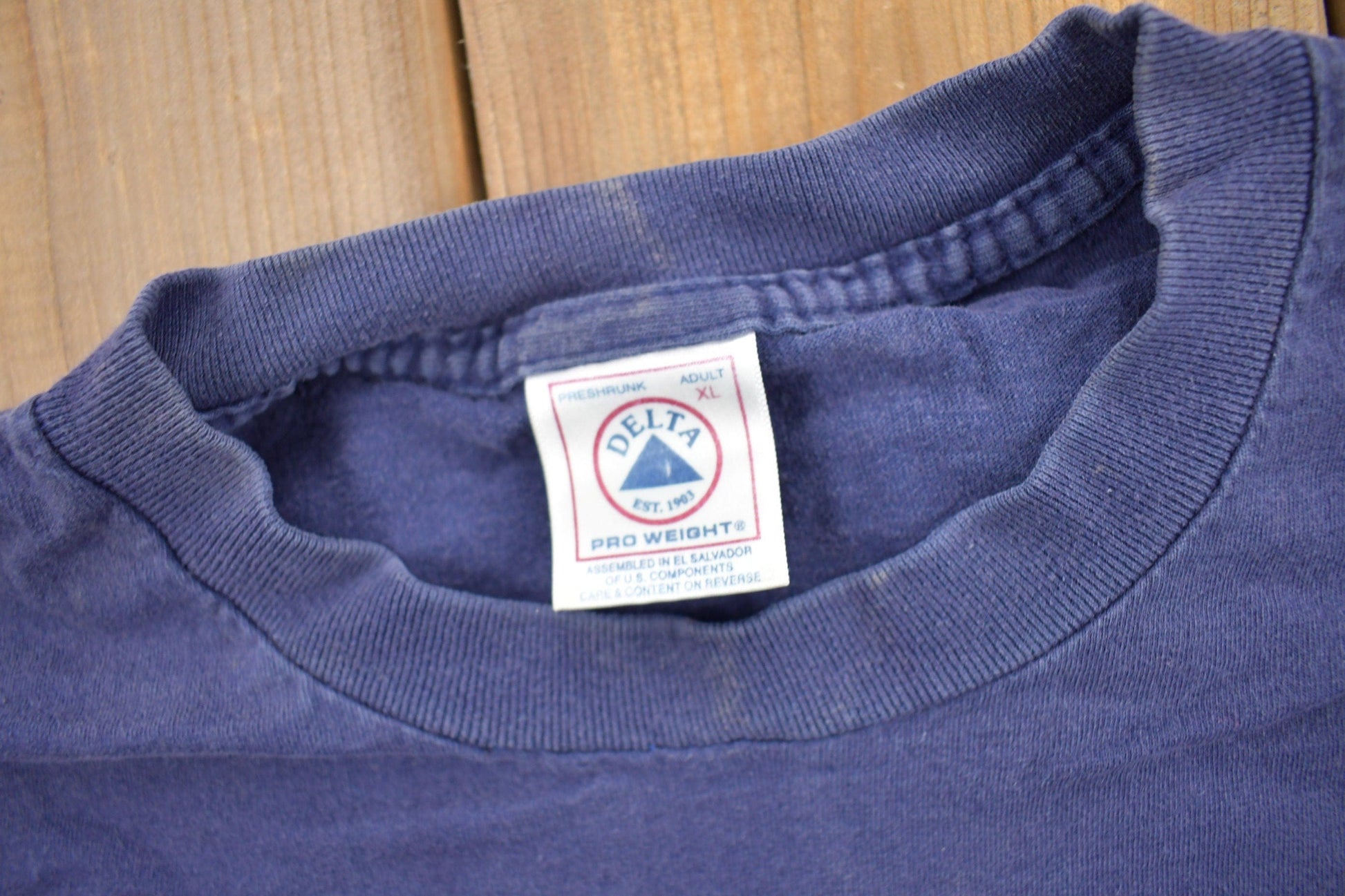 Proper Vintage Clothing > Men's Clothing > Shirts & Tees > T Shirts Vintage 2000 Kurt Cobain Nirvana Graphic Band T-shirt / Memorial tee / Band Tee / Premium Vintage / Vintage Nirvana