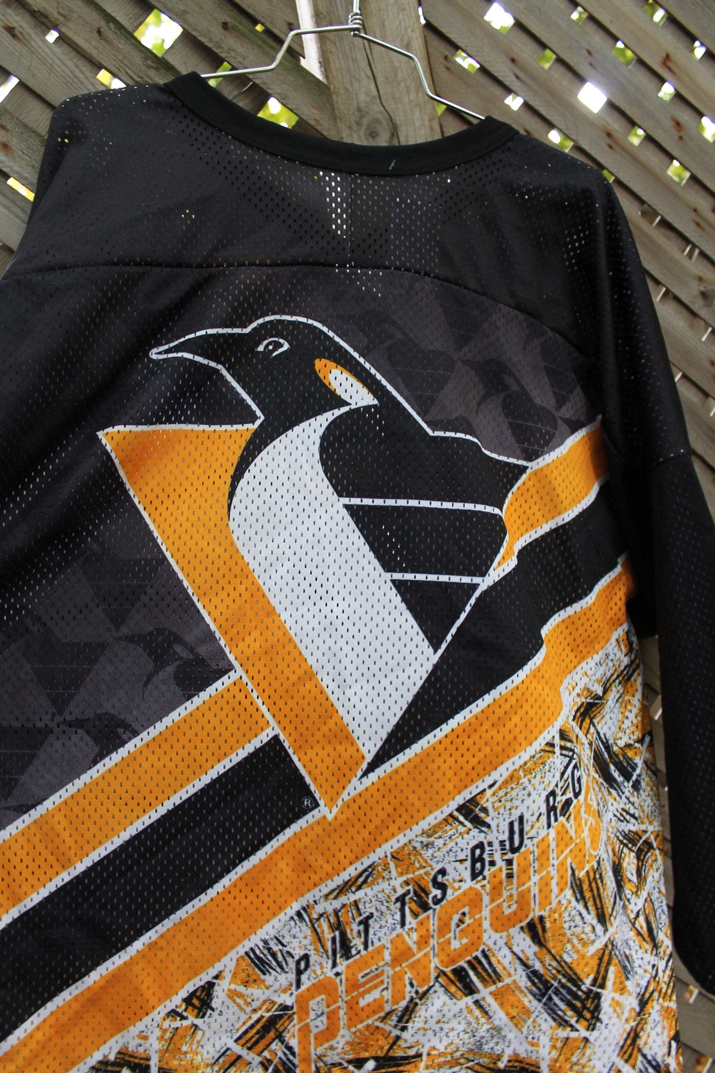 Proper Vintage Clothing > Men's Clothing > Sports & Fitness Vintage 1990s Pittsburgh Penguins NHL CCM Hockey Jersey /All Over Print / Pittsburgh Penguins / Sportswear / Made In USA