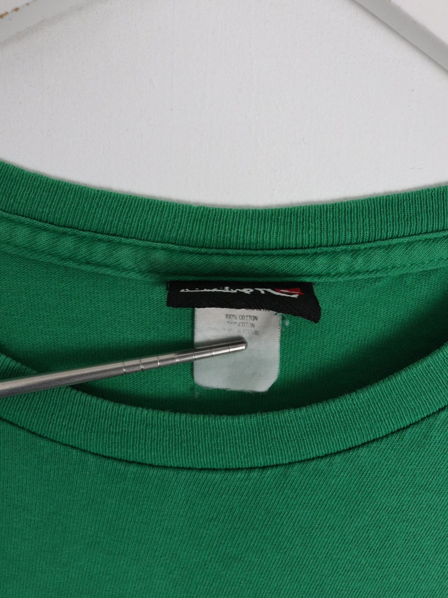 Quiksilver T Shirt Mens Large Green Surf from propervintagecanada