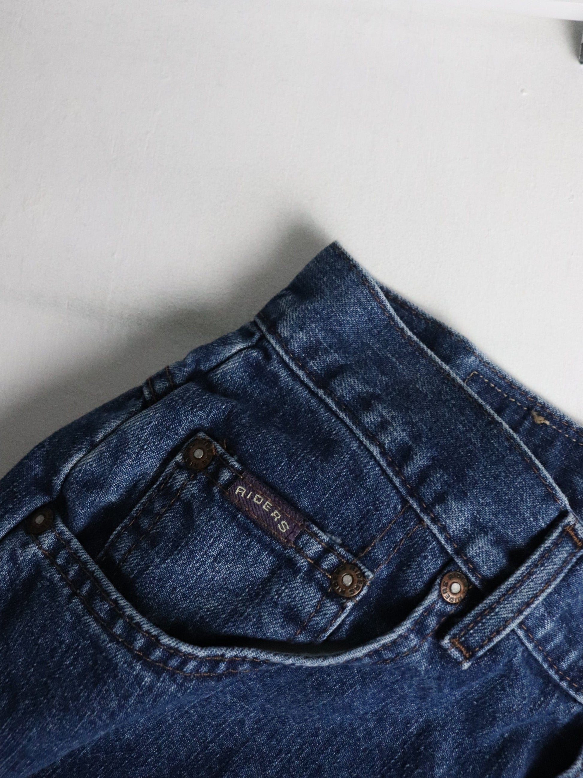 Riders Pants Womens 10 Blue Denim Jeans 28 x 31 from propervintagecanada
