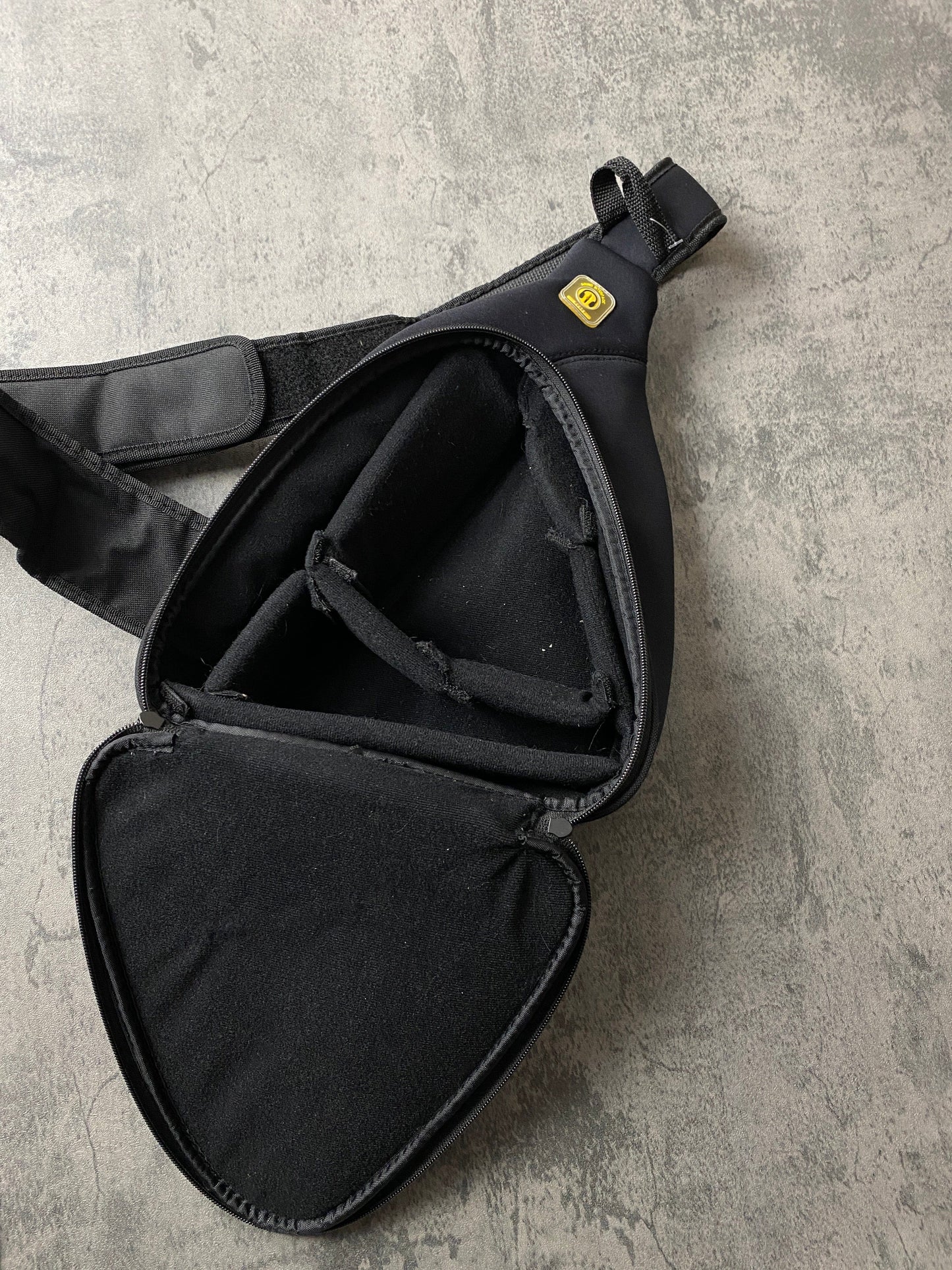 Roots Accessories Vintage Roots Cross Body Bag Red