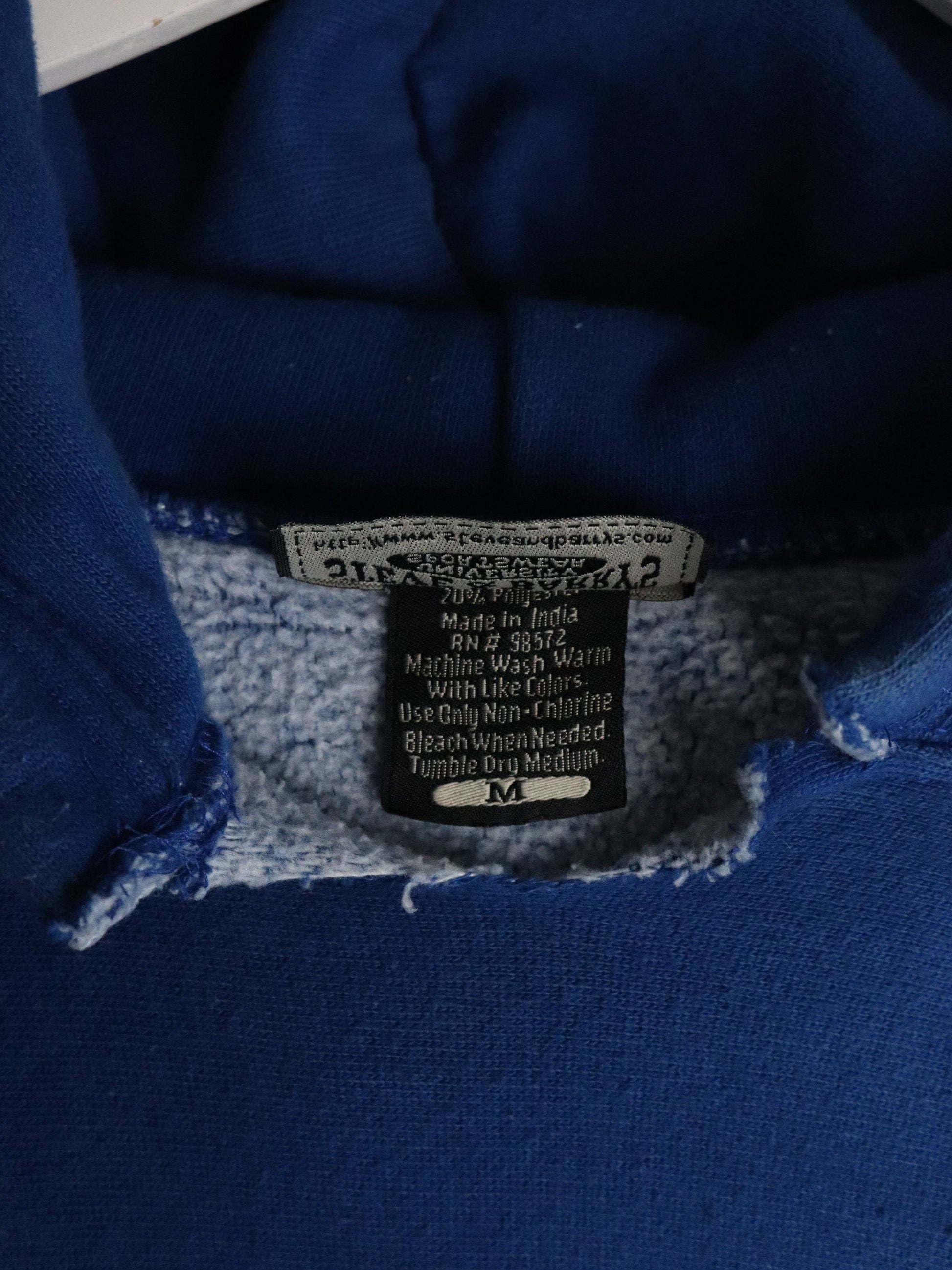 Seton Hall University Sweatshirt Mens Medium Blue Hoodie from propervintagecanada
