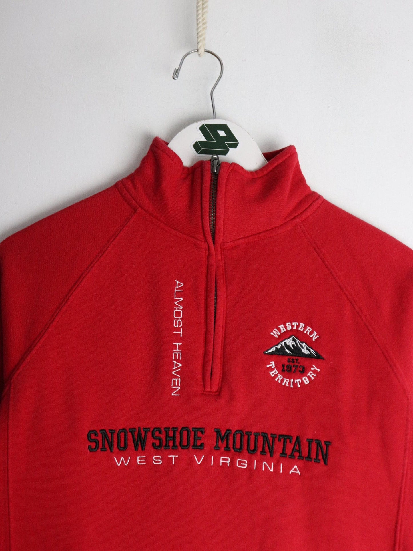 Snowshoe Mountain Sweatshirt Mens Small Red Quarter Zip from propervintagecanada