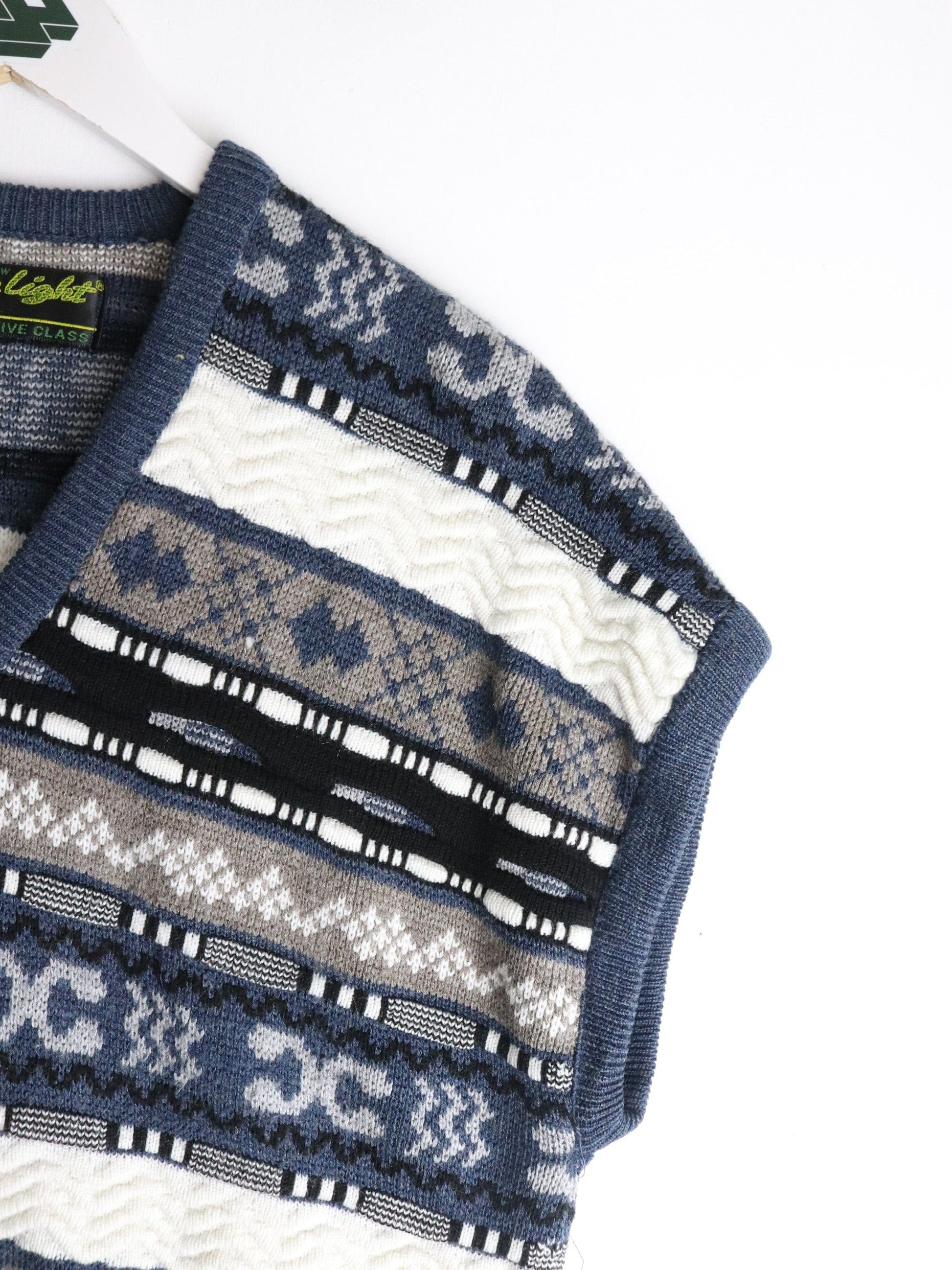 Star Light Knit Vest Mens Large Blue Coogi Style from propervintagecanada
