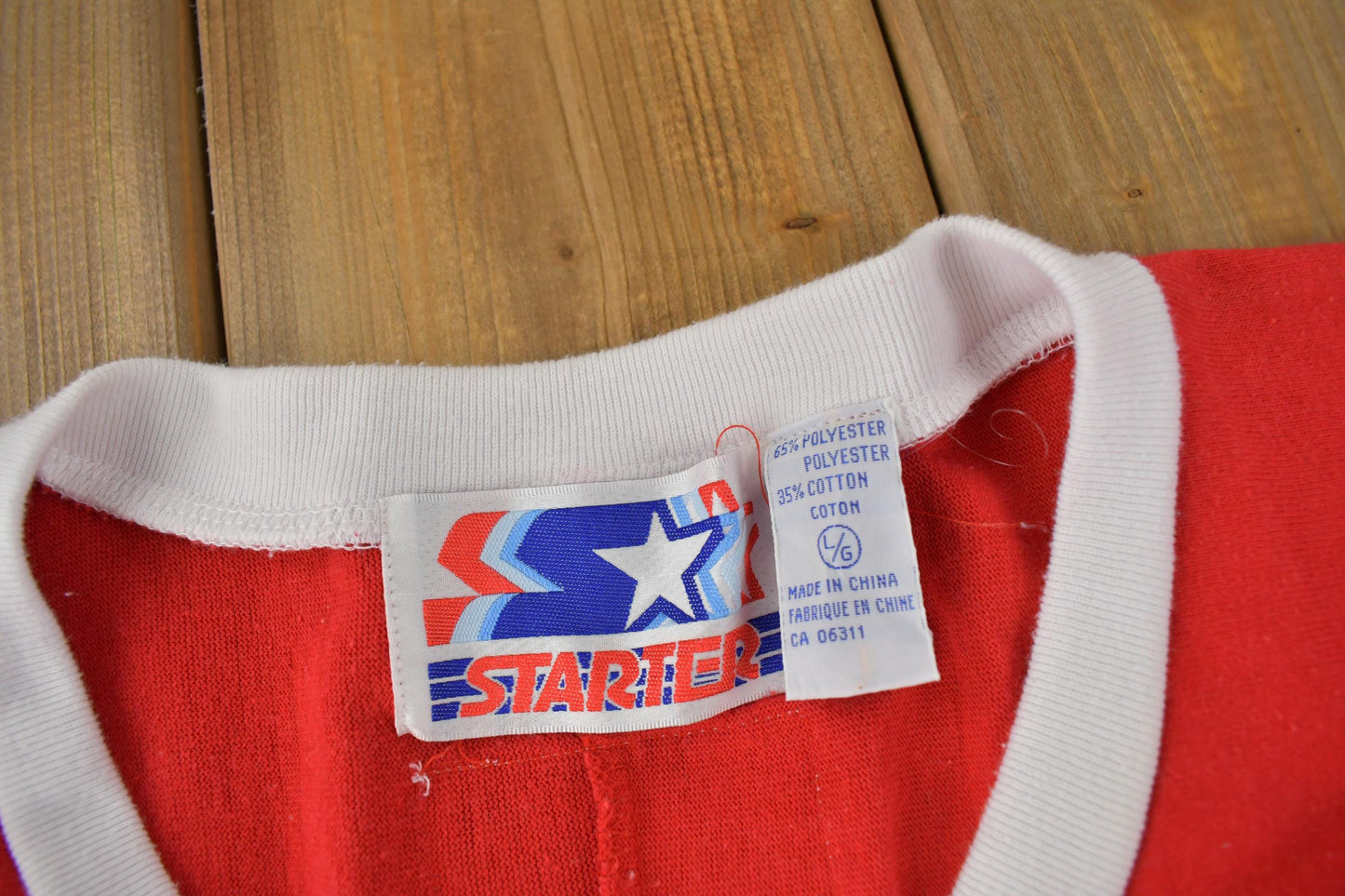 Starter Clothing > Gender Neutral Adult Clothing > Hoodies & Sweatshirts > Sweatshirts Vintage 1980s Montreal Canadiens NHL Starter Sweatshirt Men's Medium