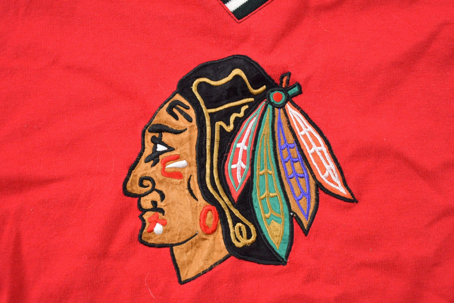 Starter Clothing > Gender Neutral Adult Clothing > Hoodies & Sweatshirts > Sweatshirts Vintage 1980s Starter Chicago Blackhawks NHL Jersey Sweatshirt Men's Small