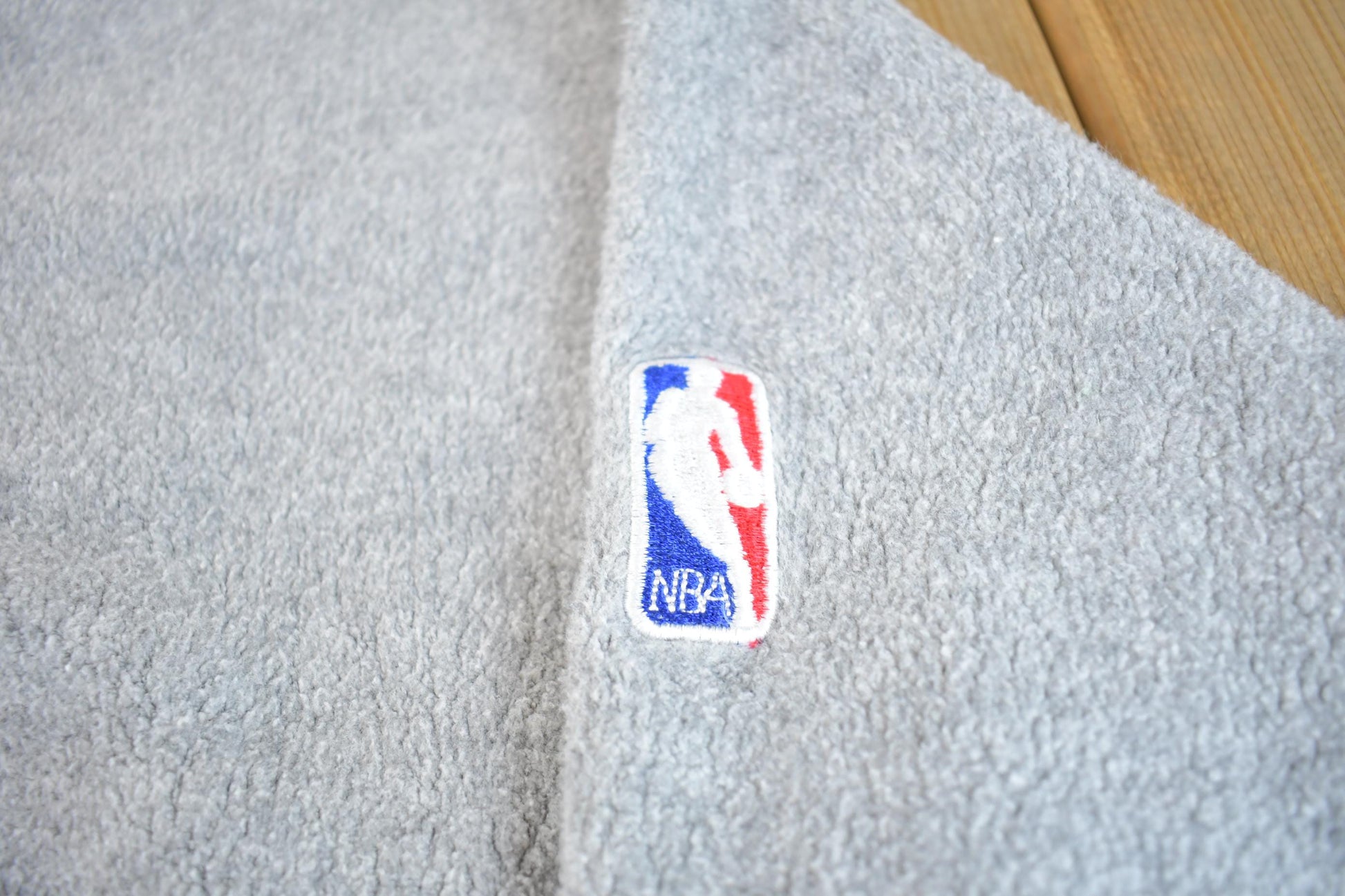 Starter Clothing > Gender Neutral Adult Clothing > Hoodies & Sweatshirts > Sweatshirts Vintage 1990s NBA Starter Chicago Bulls Embroidered Fleece Sweater