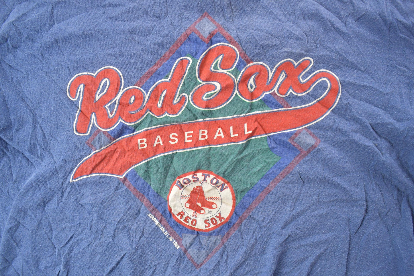 Starter Clothing > Gender Neutral Adult Clothing > Tops & Tees > T Shirts Vintage 1990s Boston Red Sox Starter MLB Graphic T-Shirt Men's Large
