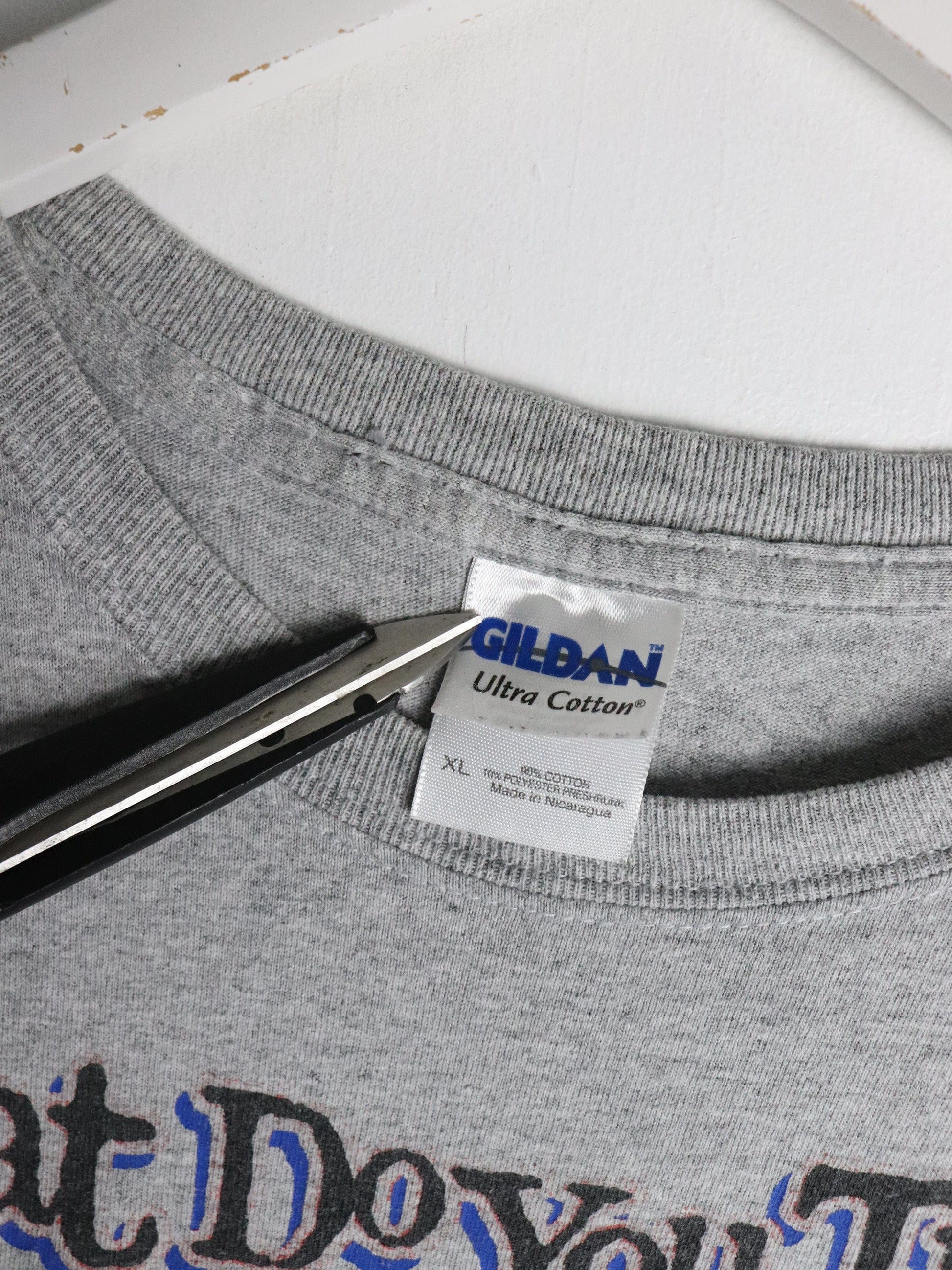 Suck Itself T Shirt Mens XL Grey Funny from propervintagecanada