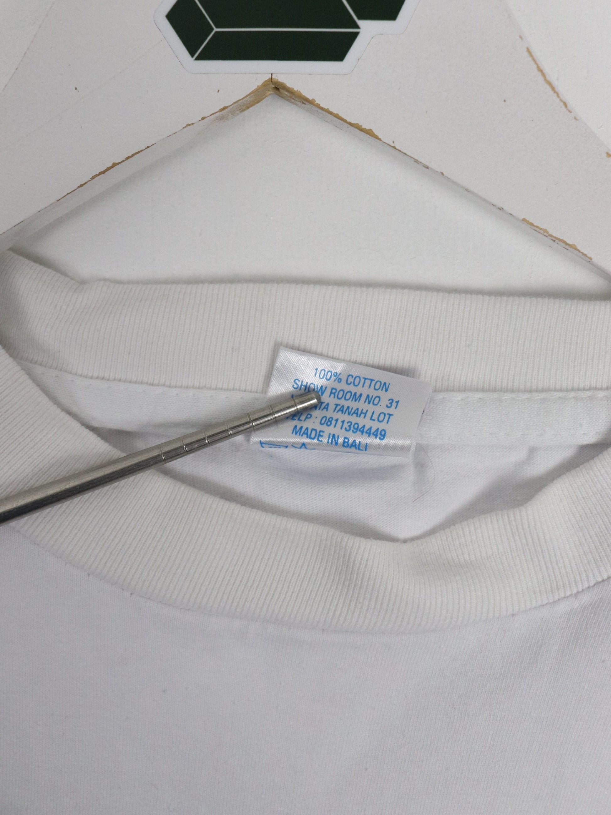 Tanah Lot Bali T Shirt Youth Large White Vacation Travel from propervintagecanada