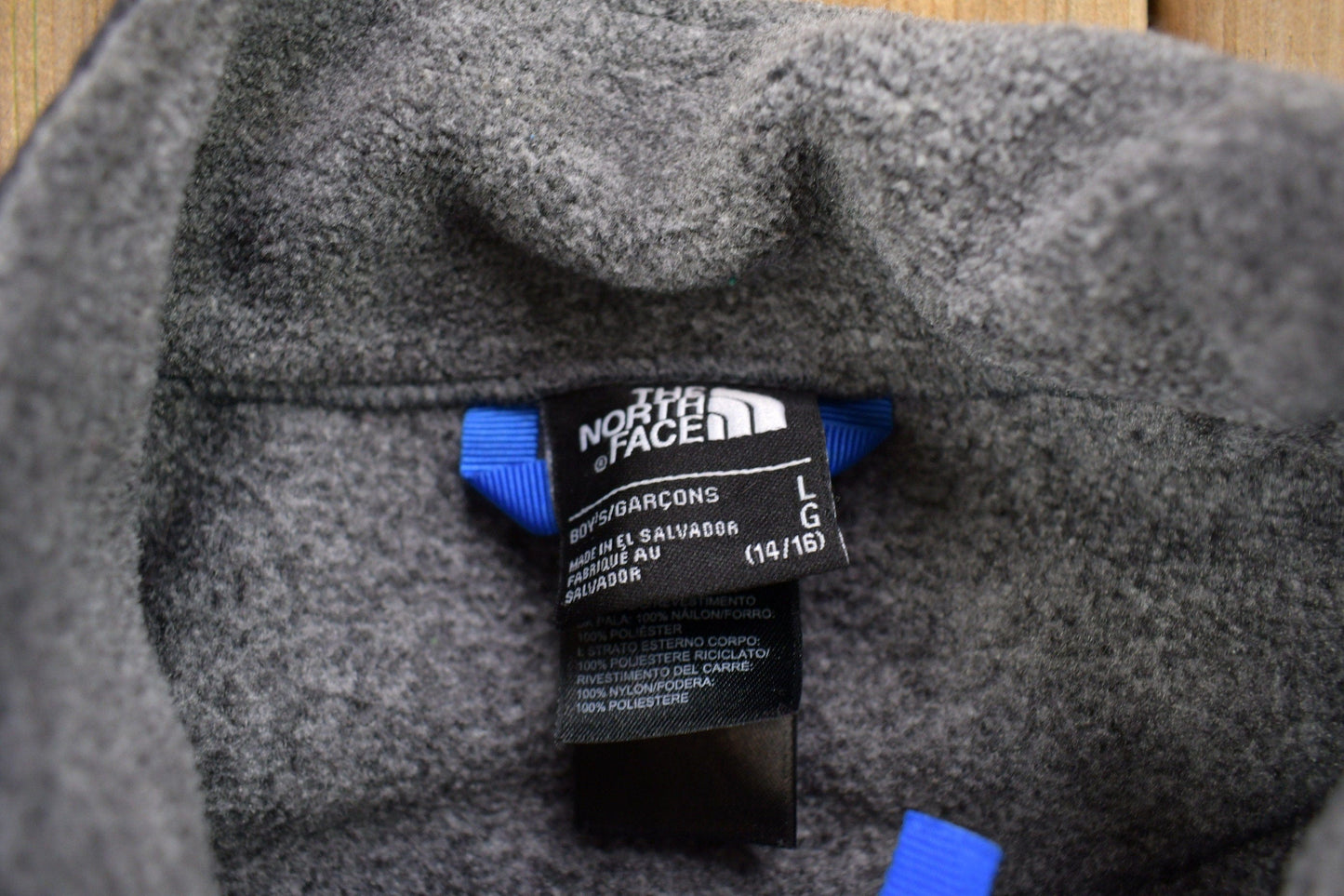 The North Face Clothing > Gender Neutral Adult Clothing > Hoodies & Sweatshirts Vintage 1990s The North Face Black Denali Fleece Boys Sweater Youth L