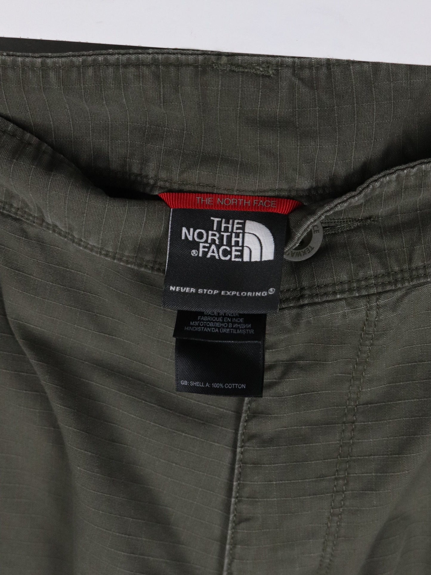 The North Face Shorts Mens 36 Green