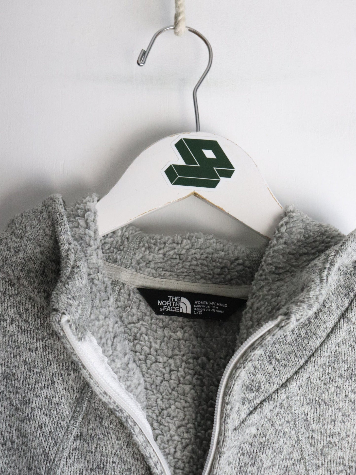 The North Face Sweater Women's Large Grey Full Zip from propervintagecanada