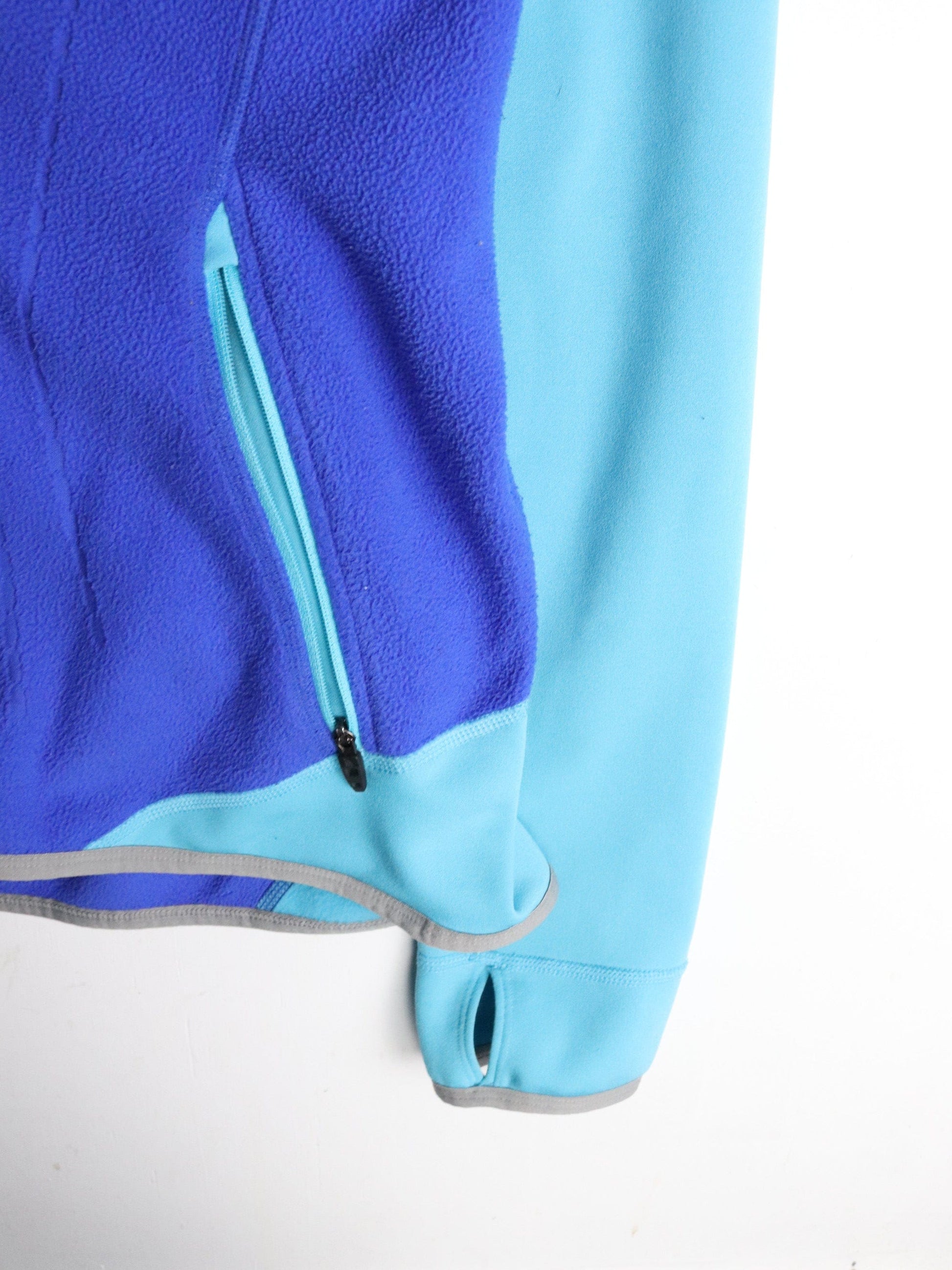 The North Face Sweater Womens Medium Blue Fleece from propervintagecanada