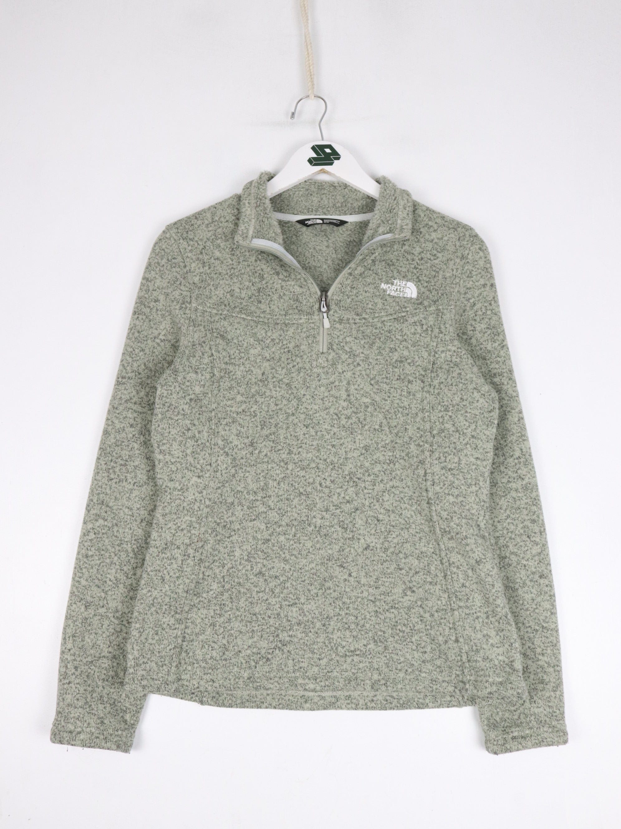 High quality NWT! The North Face Quarter Zip-Up Women’s (Medium)