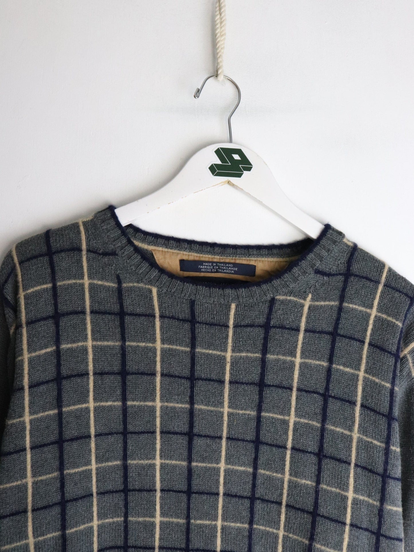 Tommy Hilfiger Knit Sweater Mens Large Grey from propervintagecanada