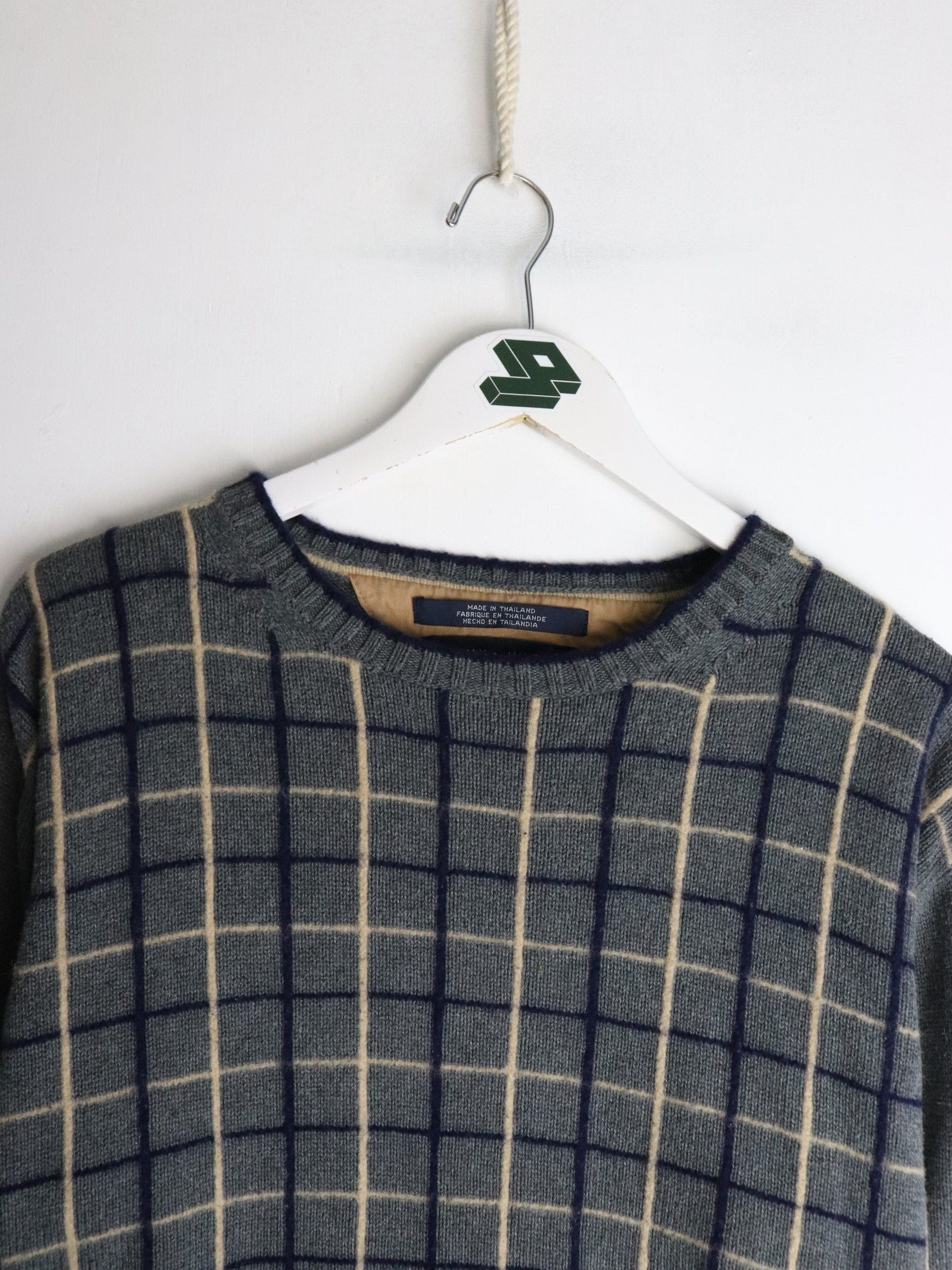 Tommy Hilfiger Knit Sweater Mens Large Grey from propervintagecanada