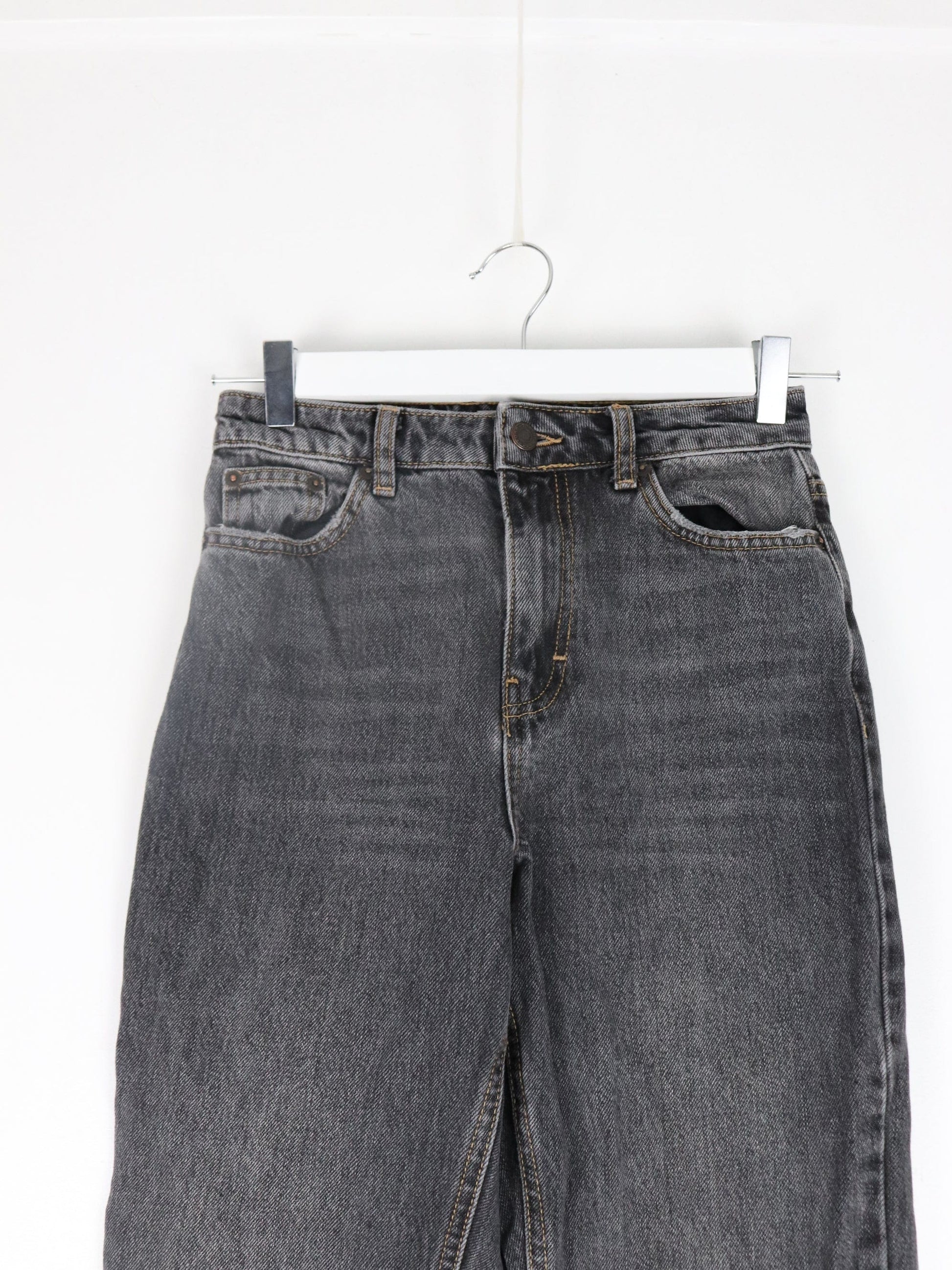 Topshop Pants Womens 25 x 30 Black Denim Jeans Mom High Waisted from propervintagecanada